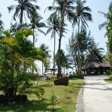 B52 Beach Resort Пханган Екстер'єр фото